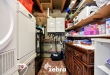 Gesloten bebouwing met 4 slaapkamers, ruime garage en handelsruimte in Sint-Kruis