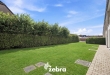 Lichtrijke bel-etage met terras en ruime garage in Assebroek!