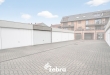Casco handelsruimte met garage in het centrum van Oostrozebeke!