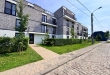 Gelijkvloers nieuwbouwappartement met voor- & achtertuin te Tielt (Meulebeke)!