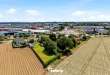 Te renoveren woning op een uitzonderlijk ruim perceel nabij het centrum van Tielt!