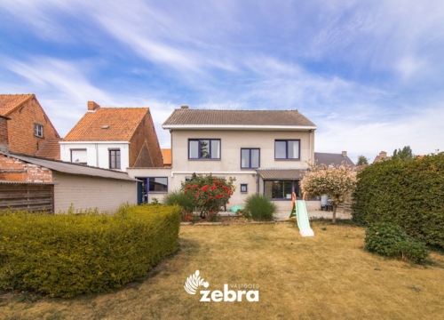 Woning met 4 slaapkamers en grote tuin te Aarsele