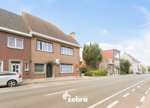 Karaktervolle halfopen bebouwing in centrum Tielt