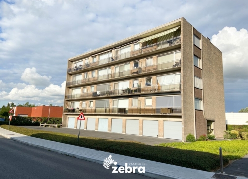 Lichtrijk appartement met twee slaapkamers en garage te Roeselare centrum!