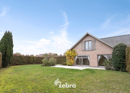 Alleenstaande villa op een perceel van 1194 m² te Sterrebos Rumbeke!