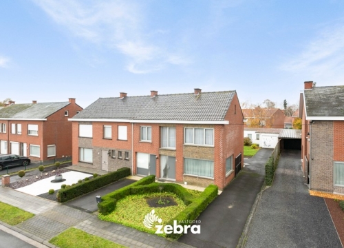Gezellige halfopen bebouwing met 3 slaapkamers en extra mogelijkheden te Ardooie!