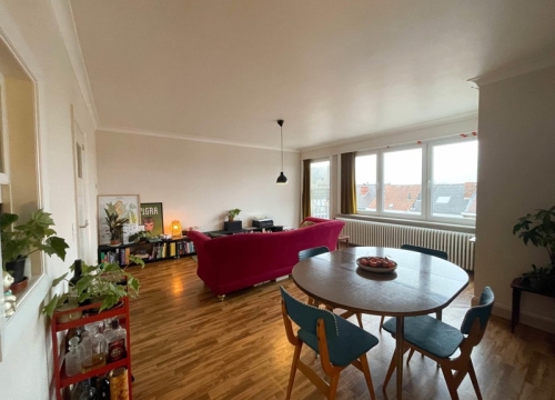 Instapklaar 2-slaapkamer appartement te Kortrijk met kelderberging!