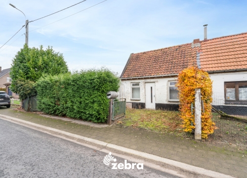 Te renoveren woning met garage op een rustige ligging te Beervelde (Lochristi)!
