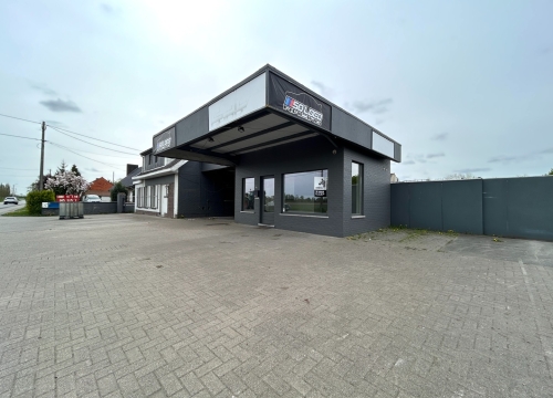 Handelspand met tal van mogelijkheden vlakbij centrum Tielt!