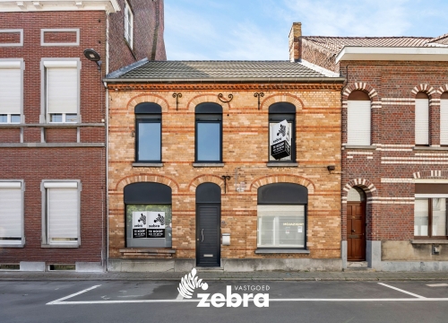 Karaktervolle woning met drie slaapkamers en zuidwestgerichte tuin te Tielt!