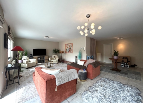 Instapklaar 2-slaapkamer appartement op wandelafstand van centrum Roeselare!
