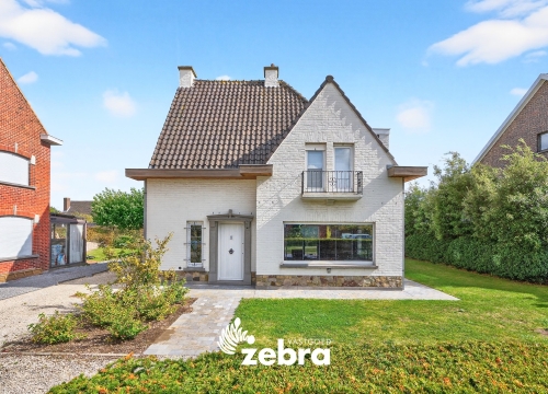 Charmante, gerenoveerde woning op toplocatie in de Bosmolens te Izegem!