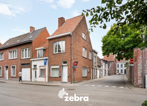 Opbrengsteigendom met twee entiteiten in het hartje van Tielt!