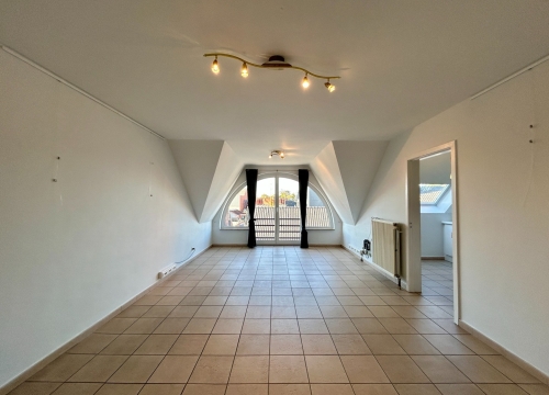Instapklaar 2-slaapkamerappartement te centrum Tielt!