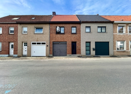 Karaktervolle woning met 3 slaapkamers te Pittem!