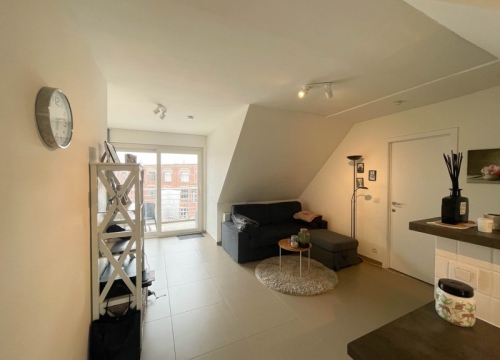 Instapklaar 1-slaapkamerappartement in het hartje van Roeselare!