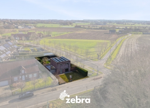 Recente open bebouwing met drie slaapkamers en garage te Lendelede!