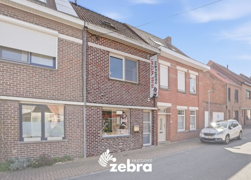 Instapklare, volledig gerenoveerde woning in Tielt met tuin, terras en uitweg!