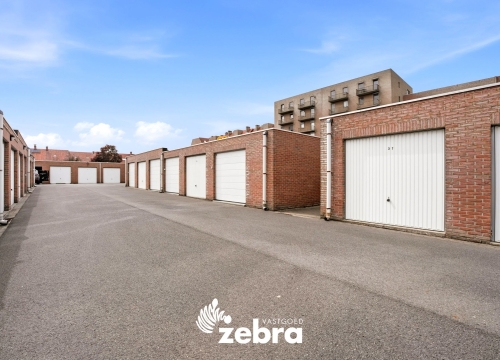 Afgesloten garagebox op gunstige ligging!