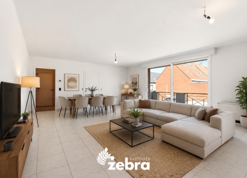 Zeer ruim appartement (137 m²) te koop met dubbele garage in het hartje van Tielt!