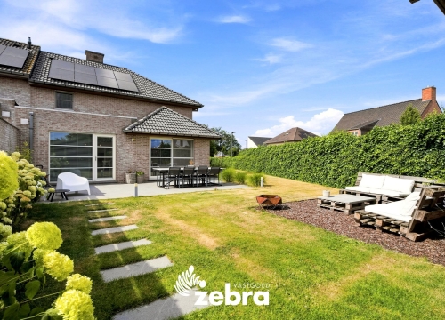 Recente, energiezuinige halfopen bebouwing gelegen in een rustige woonwijk te Tielt (Schuiferskapelle)