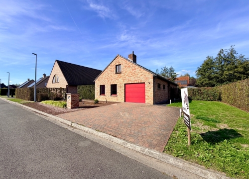 Instapklare vrijstaande woning vlakbij centrum Tielt!