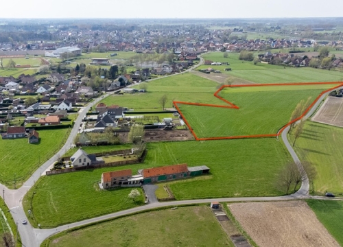 Gunstig gelegen landbouwgrond op een perceel van +/- 22.000 m²!
