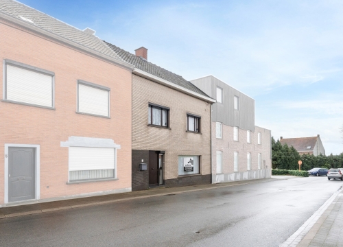 Centraal gelegen woning met 3 slaapkamers & tuin te Tielt!