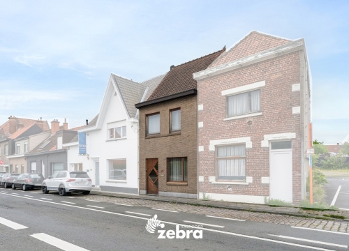 Te renoveren gesloten bebouwing op centrale ligging te Roeselare!