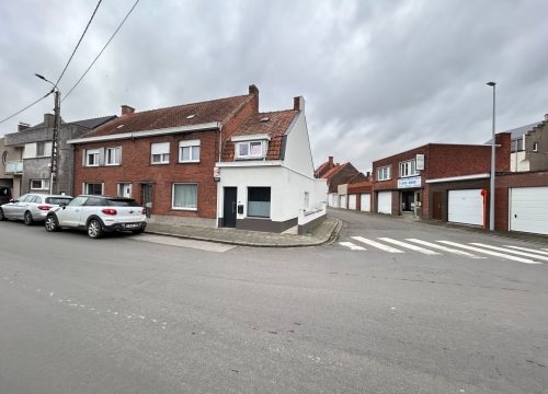 Gerenoveerde woning in centrum Tielt!