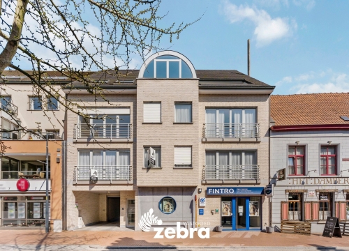 Centraal gelegen appartement met ruim zonneterras te Izegem!