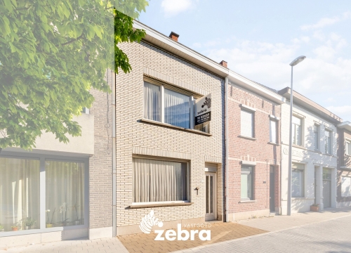 Te renoveren stadswoning te Roeselare!