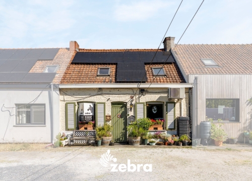Licht op te frissen woning met 3 slaapkamers en gezellige tuin in Kortemark!