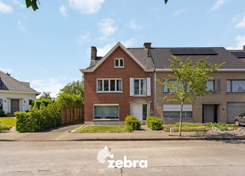 Ruime HOB met 4 slaapkamers op een steenworp van het centrum van Roeselare!