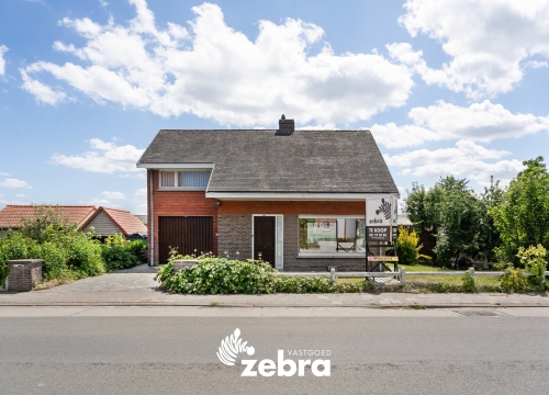 Open bebouwing met drie slaapkamers en zuidwest gerichte tuin te Tielt!