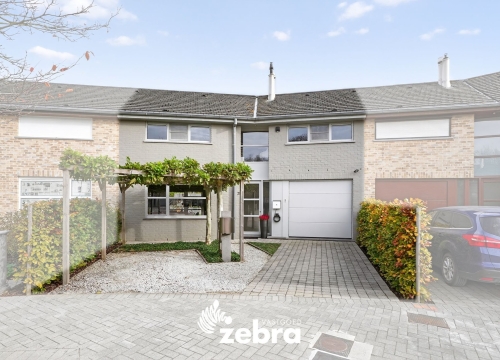 Instapklare woning met 4 slaapkamers en gezellig tuinhuis te Tielt!