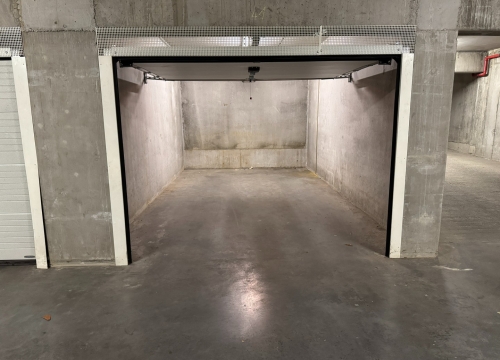 Ondergrondse garagebox te Conincklijke Passage Roeselare!