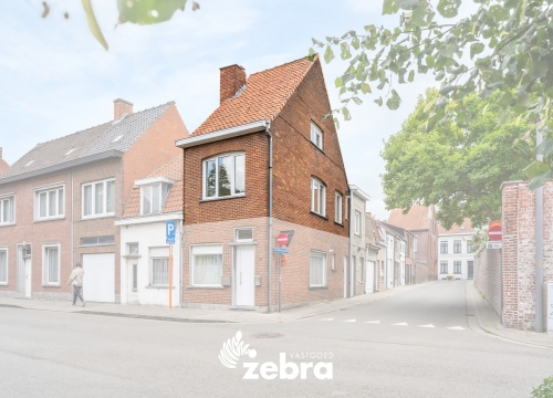 Gerenoveerd duplexappartement in het hartje van Tielt!