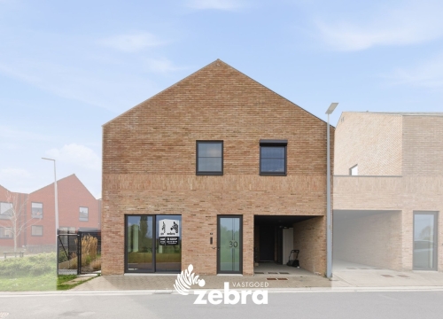Recente moderne woning (2024) met 4 slaapkamers en tuin in Tielt!