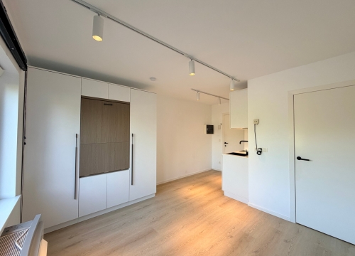 Gelijkvloerse studio nabij centrum Kortrijk!