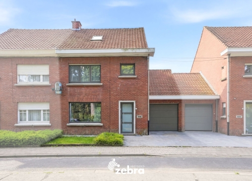 Ruime gezinswoning met 3 slaapkamers, ingerichte zolder, garage en tuin!