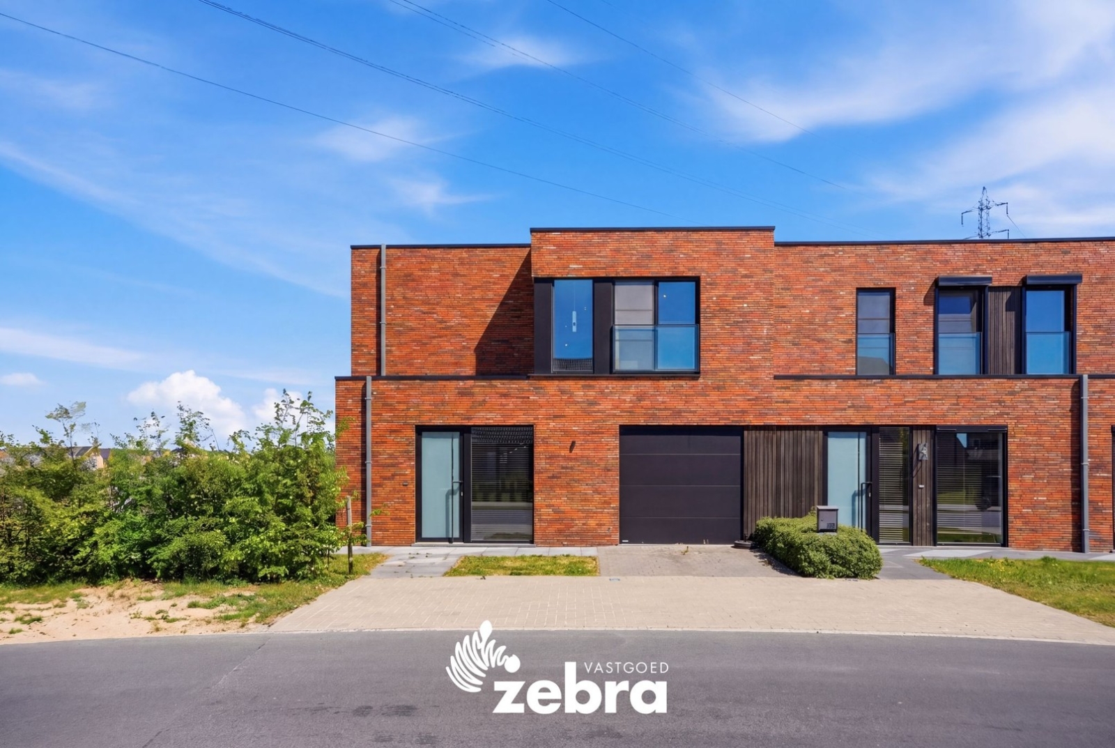 Moderne nieuwbouwwoning nabij stadsrand Roeselare.