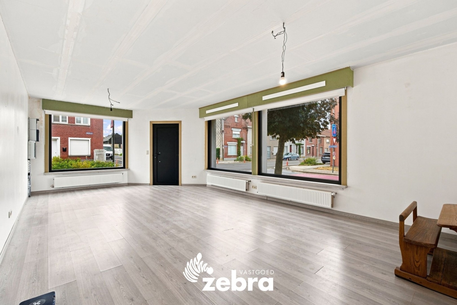 Kloeke hoekwoning met veel potentieel in Roeselare!