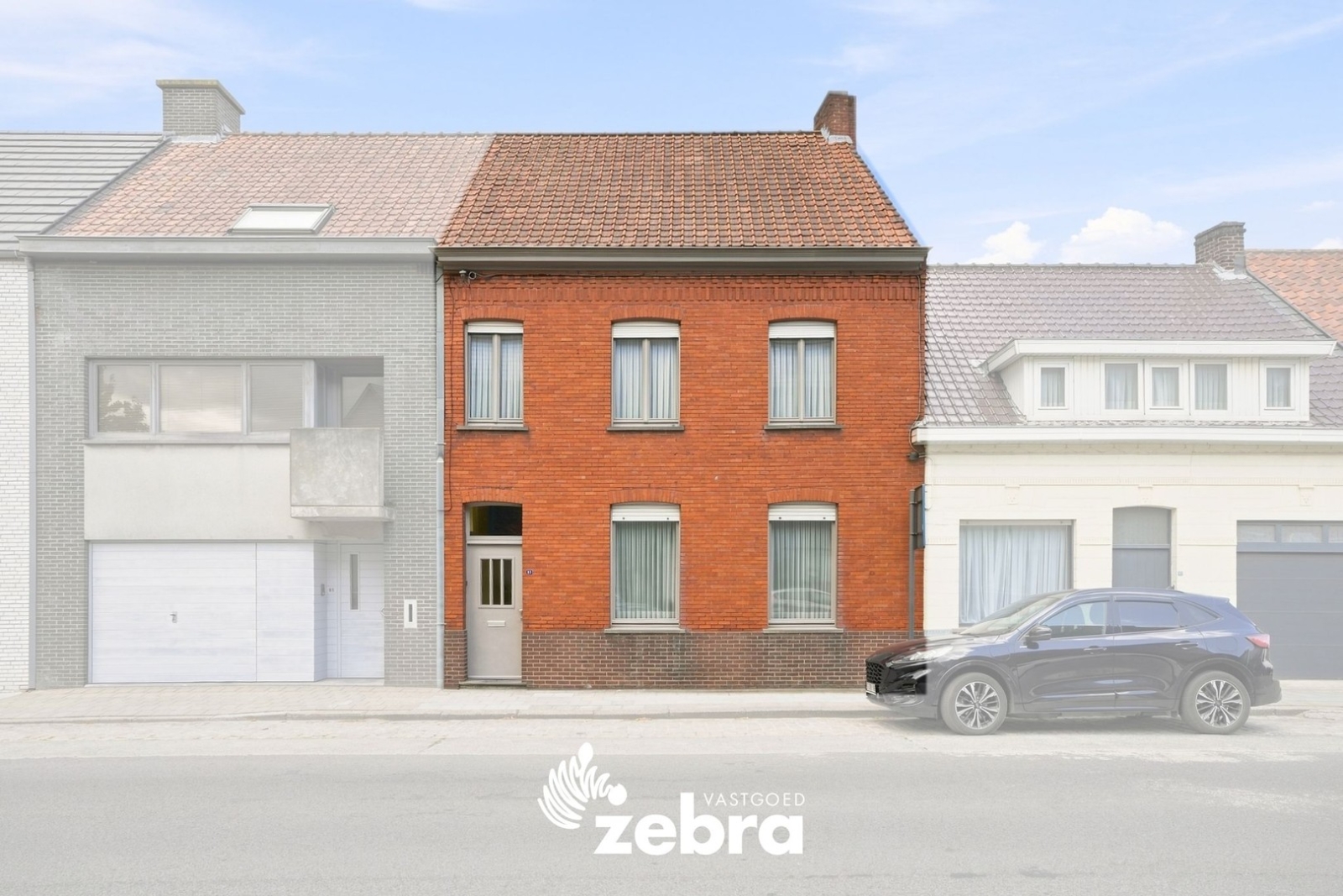 Te renoveren woning met 3 slaapkamers, ruime zolder en tuin in Tielt!