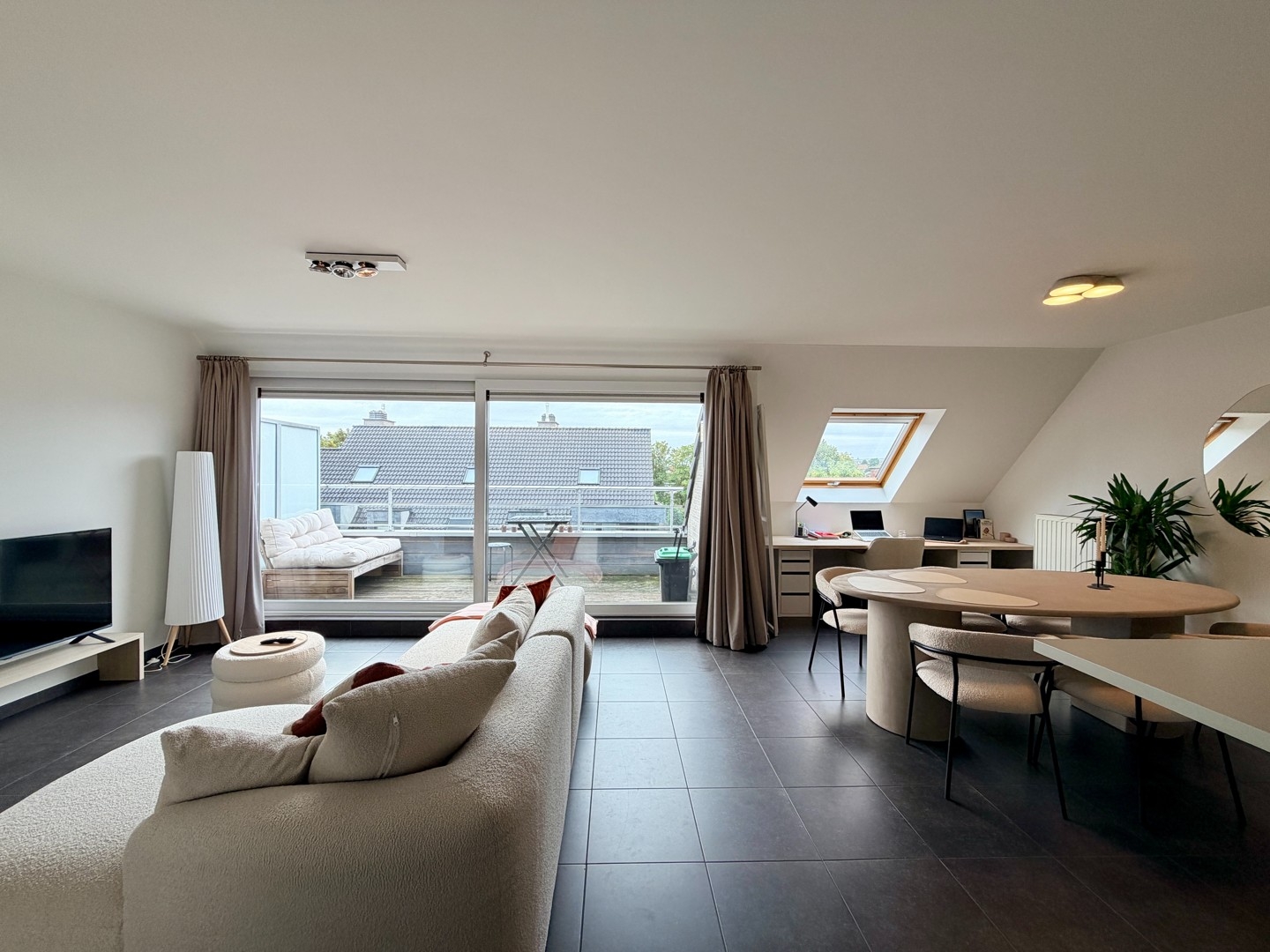 Recent 1-slaapkamer appartement in centrum Tielt!