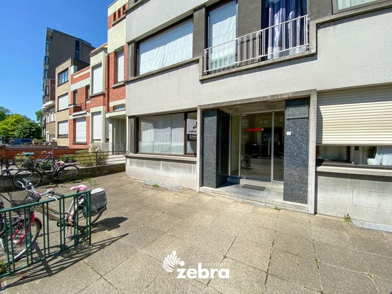 Gelijkvloers appartement met twee slaapkamers te Kortrijk!