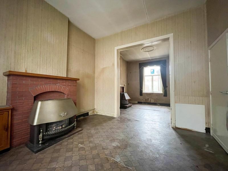 Te renoveren woning met 3 slaapkamers te Aartrijke!