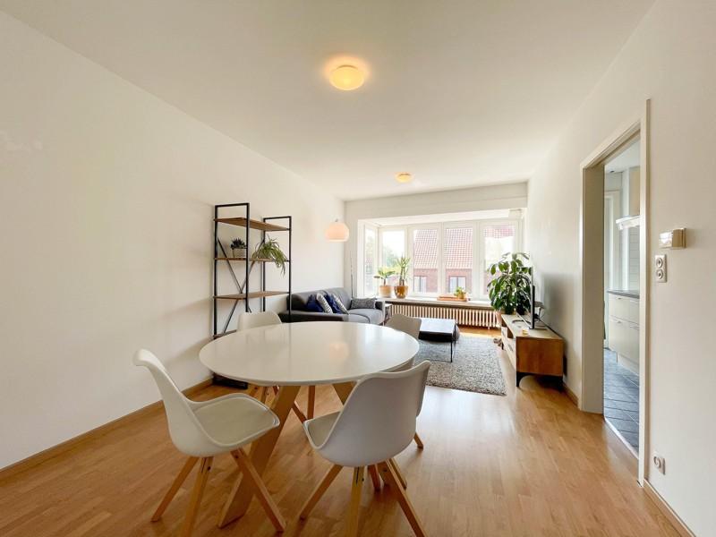 Appartement met grote garage en autostaanplaats in centrum Brugge!