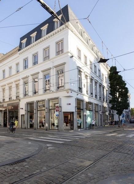 Magnifiek één-slaapkamer appartement op toplocatie te Gent!