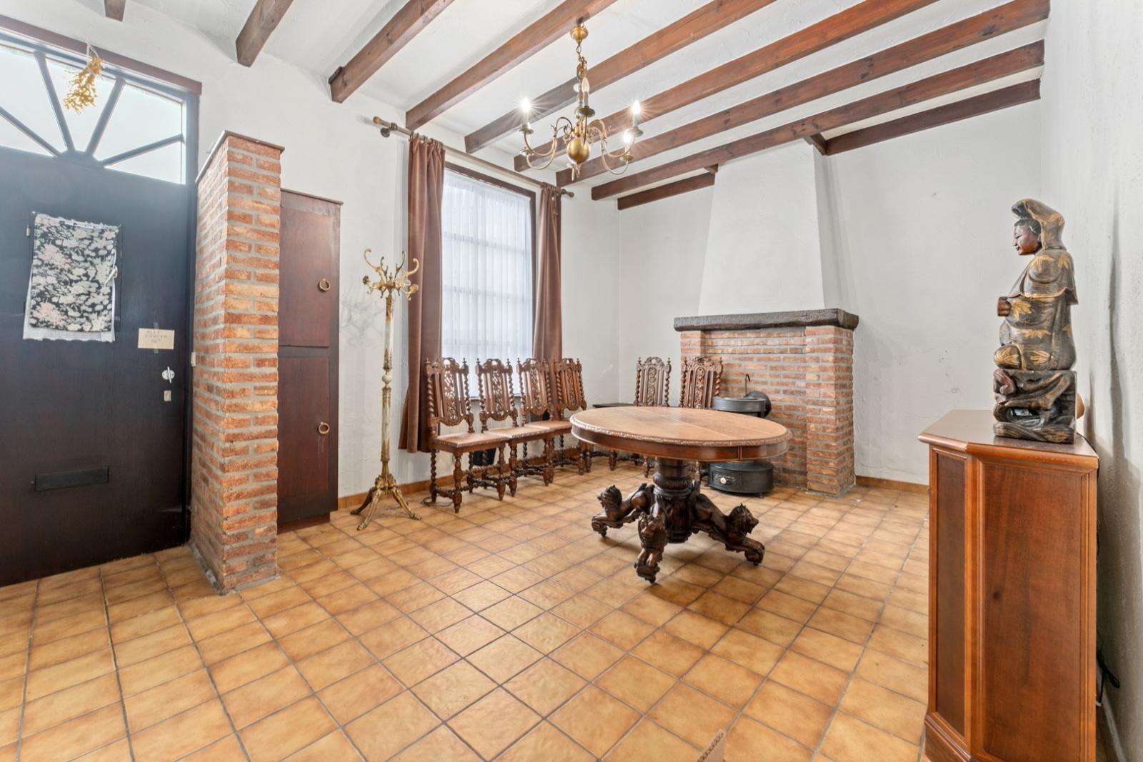 Te renoveren woning met 2 slaapkamers op een boogscheut van centrum Tielt!